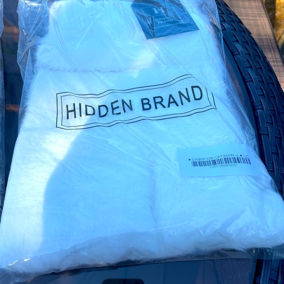 NWT EXTREMELY SOFT and Comfy shorts - Picture 8 of 16